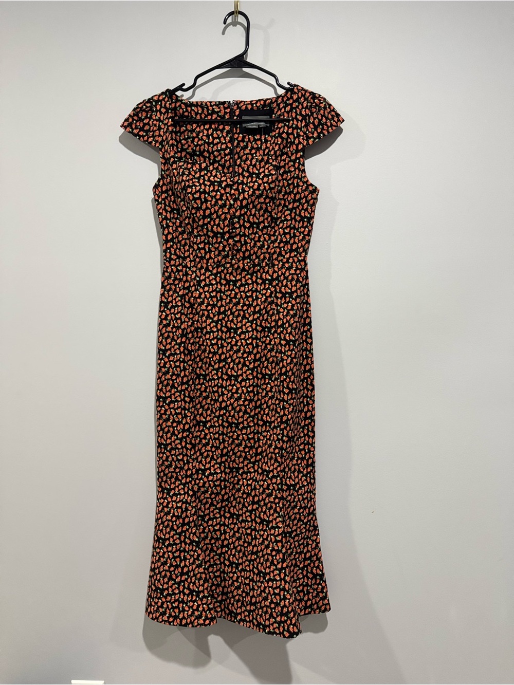NWT Anthropologie Black and Coral Floral Midi Dress XS